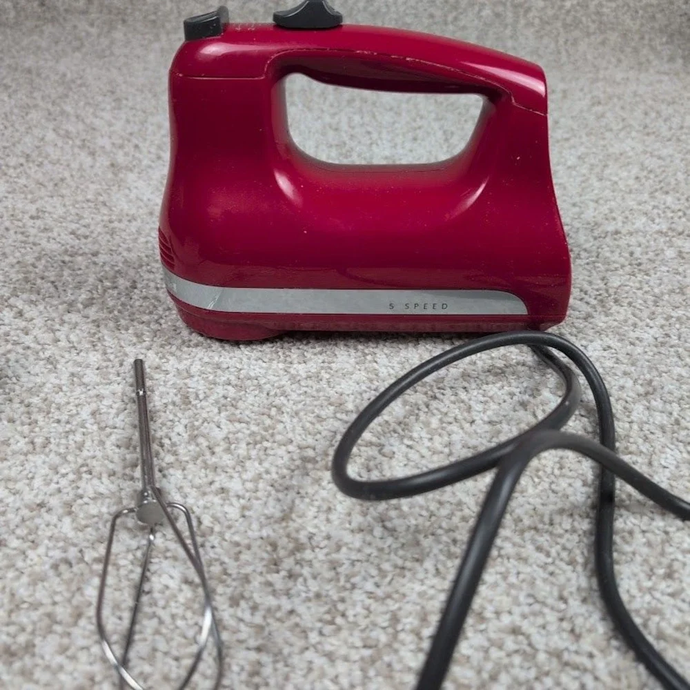 KitchenAid KHM512ER Ultra Power 5 Speed‎ Hand Mixer Red